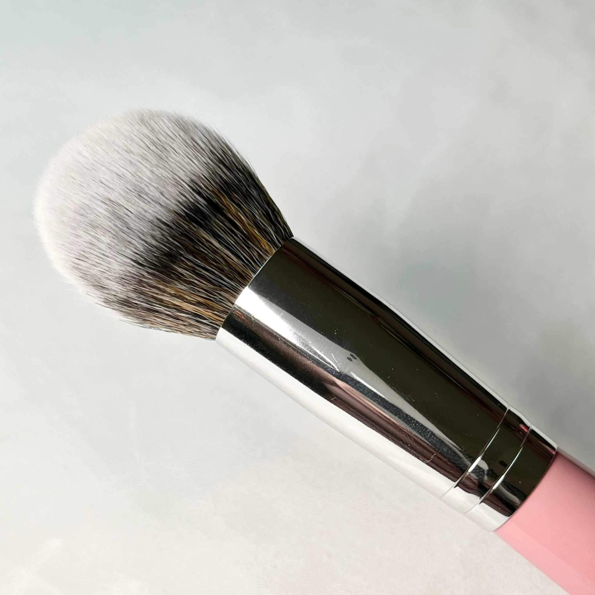 LARGE ROUNDED DOMED FACE BRUSH